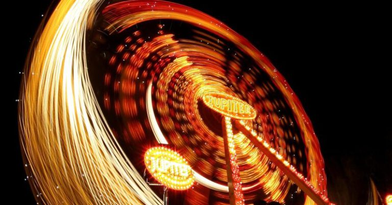 Themed Night - Steel Wool Amusement Park Ride